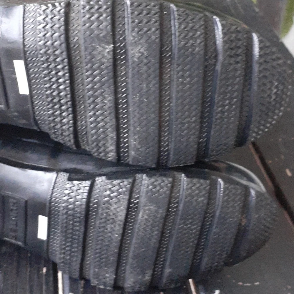 HUNTER RAIN BOOTS - Picture 8 of 13